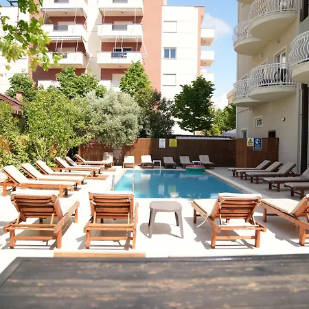 Marika 4* غوليم